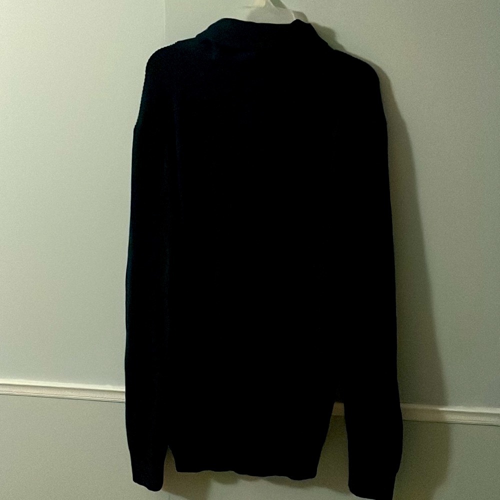 Van Heusen Long Sleeve Sweater EUC - Picture 3 of 5